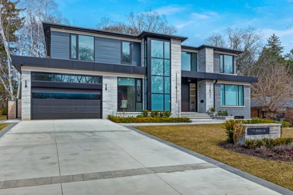 YY WINDOWS aluminum window and door systems at a modern mansion in Mississauga, Ontario
